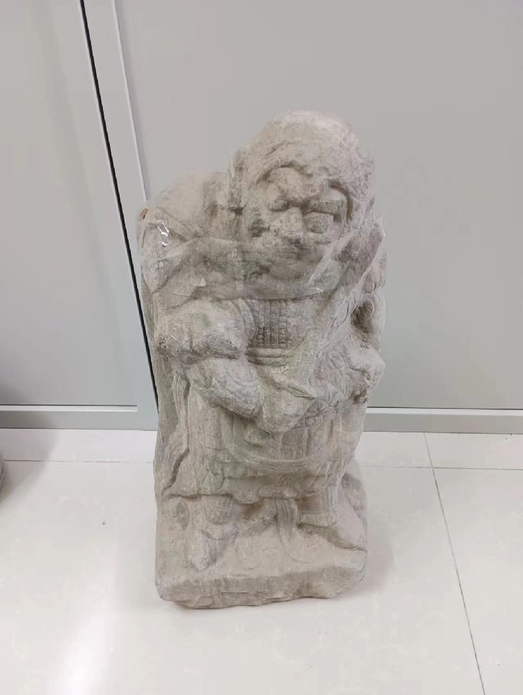石武士俑