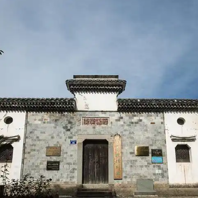 何氏三杰陈列馆照片与代表馆藏