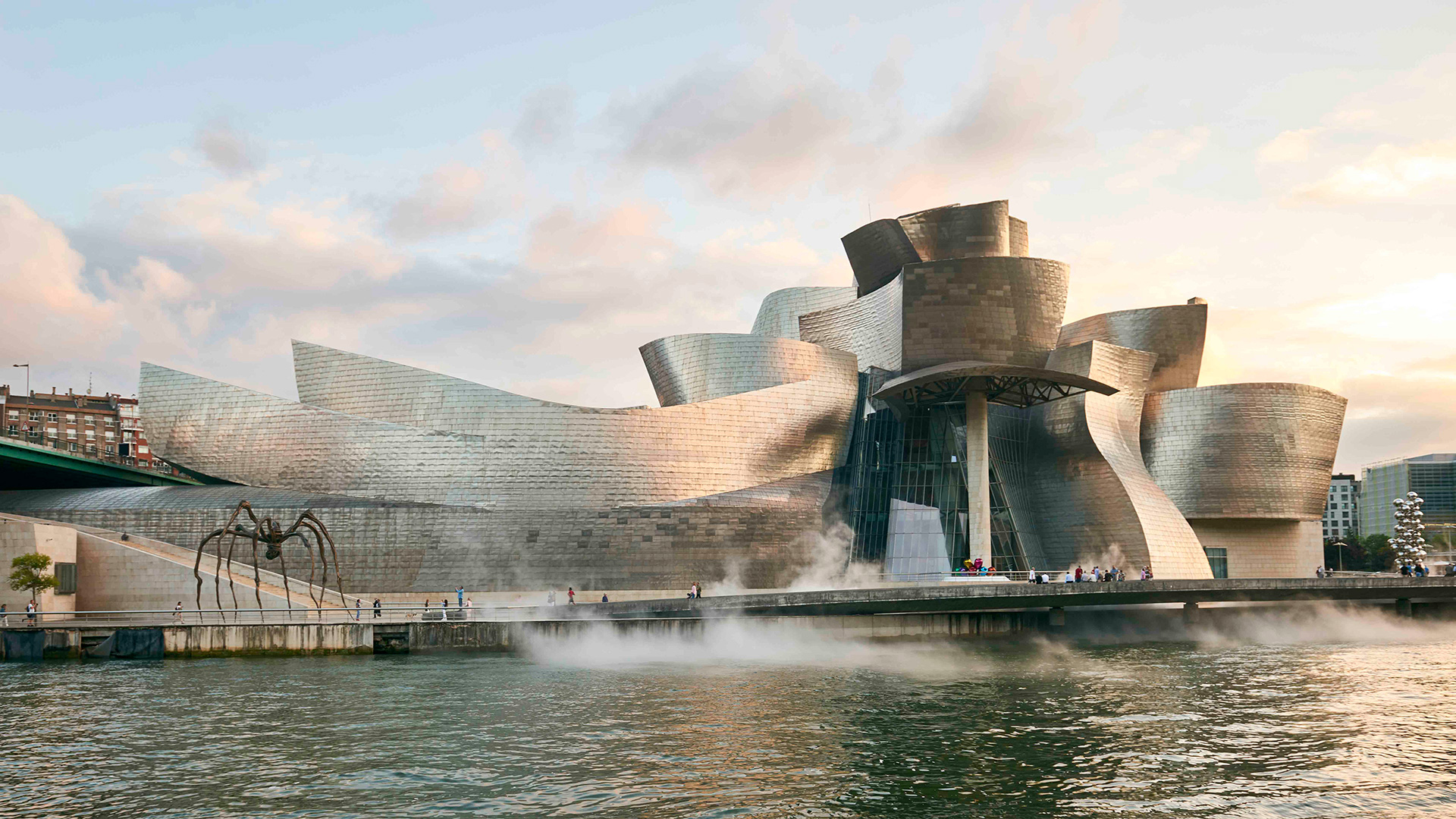 Guggenheim Museum Bilbao照片与代表馆藏